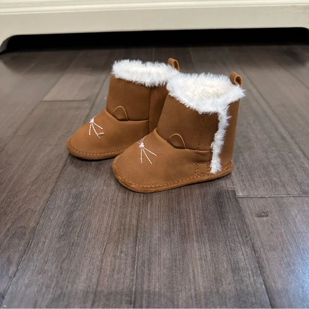 Carters‎ Kitty Animal Boots Size 0-3 months NWOT